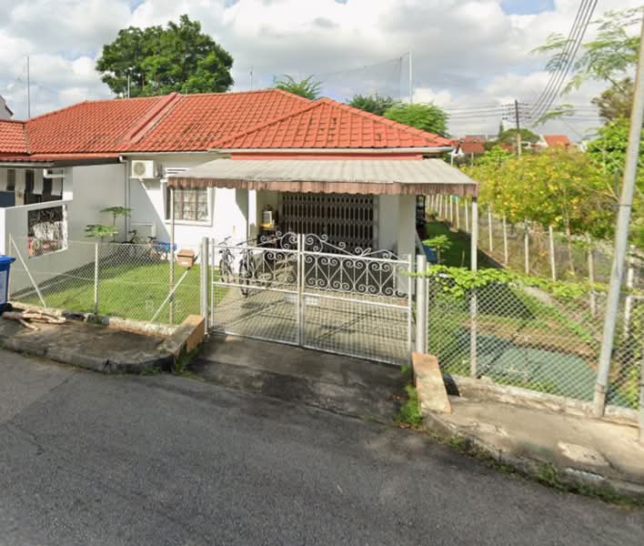 SEMI-D IN SOUGHT-AFTER SIGLAP, Wilton Gardens, Yarrow Gardens, Jedburg Gardens, Bowmont Gardens, 3 Bedrooms, 2,000 sqft, Semi-Detached House For Sale, by Benjamin Soh, 500244416 - Exterior - PropertyGuru.com.sg