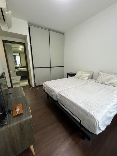 D'Nest, 131 Pasir Ris Grove, 4 Bedrooms, 1,270 sqft, Condominium For Sale, by Armando Pranawan, 500244421 - Bedroom - PropertyGuru.com.sg