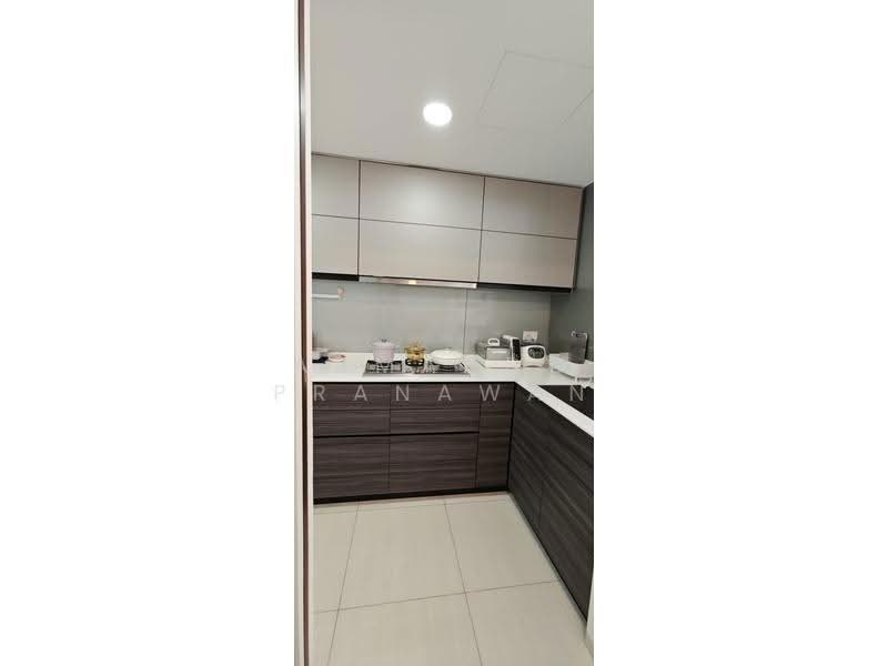 D'Nest, 131 Pasir Ris Grove, 4 Bedrooms, 1,270 sqft, Condominium For Sale, by Armando Pranawan, 500244421 - Kitchen - PropertyGuru.com.sg