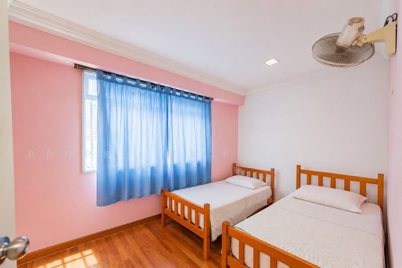 Sunflower Court, 30 Lorong 6 Geylang, 3 Bedrooms, 1,184 sqft, Condominium For Sale, by Kelly Tan, 500244433 - Bedroom - PropertyGuru.com.sg