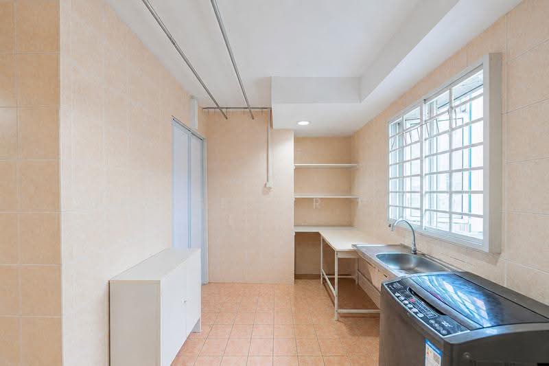 Sunflower Court, 30 Lorong 6 Geylang, 3 Bedrooms, 1,184 sqft, Condominium For Sale, by Kelly Tan, 500244433 - Interior - PropertyGuru.com.sg