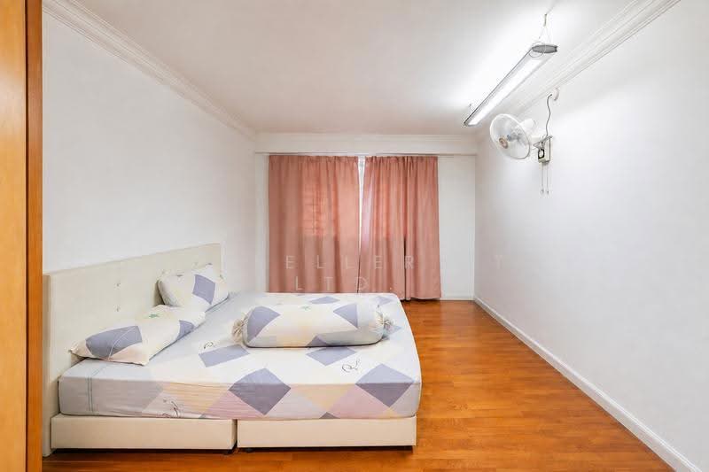 Sunflower Court, 30 Lorong 6 Geylang, 3 Bedrooms, 1,184 sqft, Condominium For Sale, by Kelly Tan, 500244433 - Bedroom - PropertyGuru.com.sg