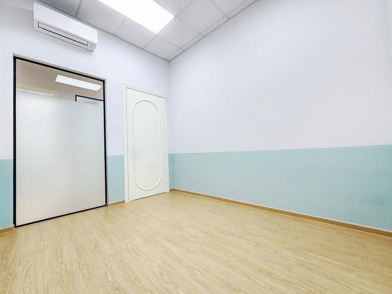 Midview City, 18 Sin Ming Lane, 195 sqft, Light Industrial (B1) For Rent, by Kiegan Chia, 500244442 - Interior - CommercialGuru.com.sg