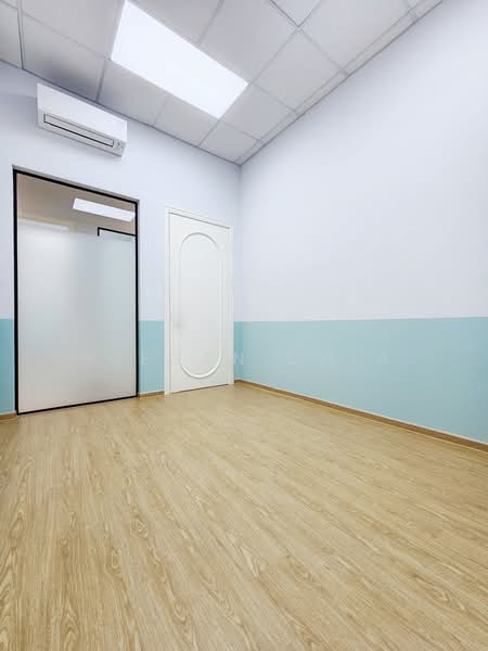 Midview City, 18 Sin Ming Lane, 195 sqft, Light Industrial (B1) For Rent, by Kiegan Chia, 500244442 - Interior - CommercialGuru.com.sg