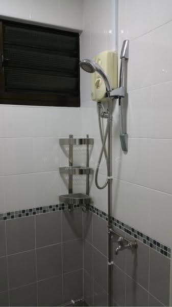 208 Yishun Street 21, 208 208, Sembawang / Yishun, 1 Bedroom, 107 sqft, HDB Flat For Rent, by Pen Ang 洪燕萍, 500244457 - PropertyGuru.com.sg