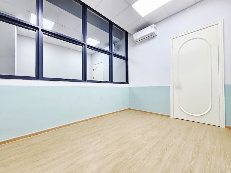 Midview City, 18 Sin Ming Lane, 185 sqft, Light Industrial (B1) For Rent, by Kiegan Chia, 500244463 - Interior - CommercialGuru.com.sg