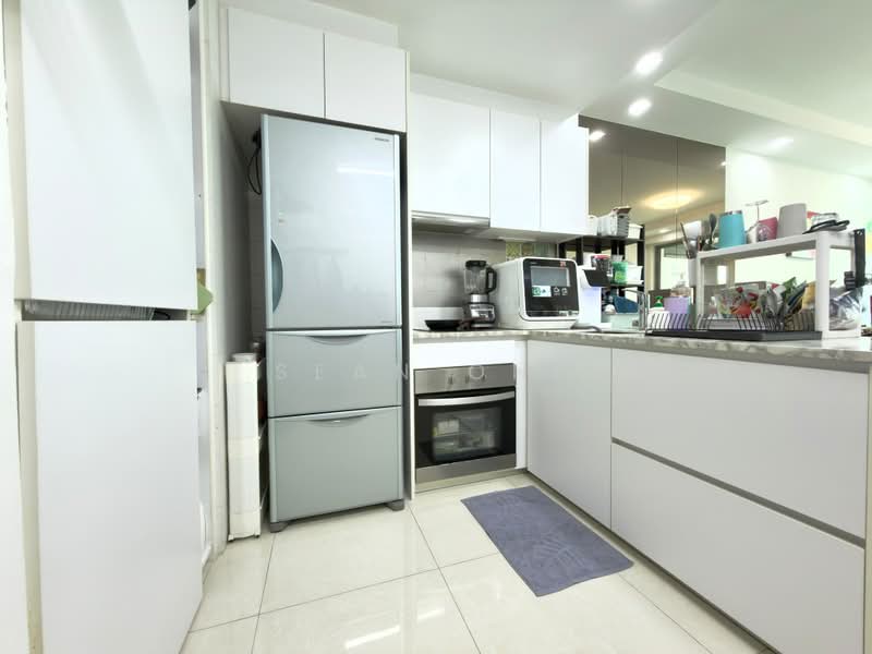 Ripple Bay, 12 Pasir Ris Link, 2 Bedrooms, 764 sqft, Condominium For Sale, by Sean Ong, 500244470 - Kitchen - PropertyGuru.com.sg