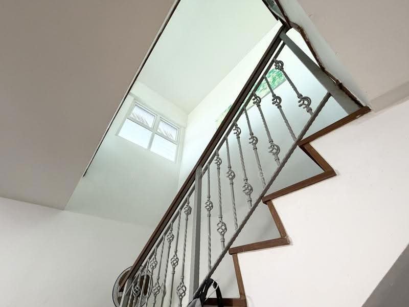 Huge Semi-D 6 Ensuite Room with Lift and Granny Room, Wak Hassan Drive, Sembawang / Yishun, 8 Bedrooms, 4,790 sqft, Semi-Detached House For Sale, by Kye Tang, 500244473 - Natural Light - PropertyGuru.com.sg