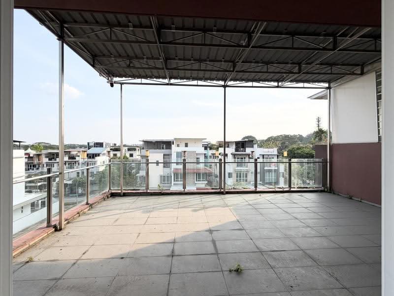 Huge Semi-D 6 Ensuite Room with Lift and Granny Room, Wak Hassan Drive, Sembawang / Yishun, 8 Bedrooms, 4,790 sqft, Semi-Detached House For Sale, by Kye Tang, 500244473 - Balcony - PropertyGuru.com.sg