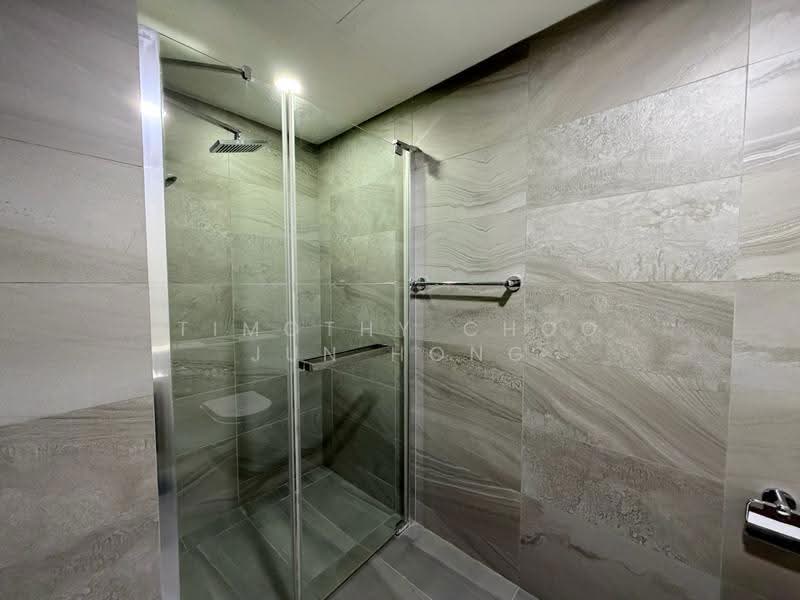 The Poiz Residences, 12 Meyappa Chettiar Road, 1 Bedroom, 420 sqft, Condominium For Sale, by Timothy Choo Jun Hong, 500244474 - Bathroom - PropertyGuru.com.sg