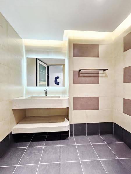Midview City, 18 Sin Ming Lane, 200 sqft, Light Industrial (B1) For Rent, by Kiegan Chia, 500244475 - Bathroom - CommercialGuru.com.sg