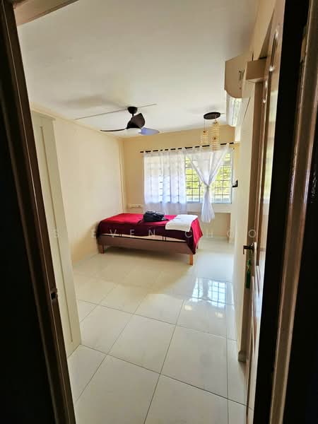 12 Jalan Bukit Merah, 12 Jalan Bukit Merah, Room Rental, 120 sqft, HDB Flat For Rent, by Steven Choo, 500244486 - Bedroom - PropertyGuru.com.sg