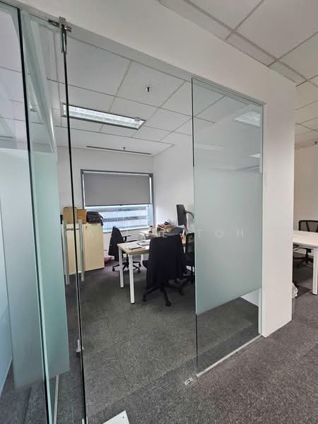 Suntec City Tower, 6 Temasek Boulevard, 1,227 sqft, Office For Rent, by Carine Toh, 500244489 - Interior - CommercialGuru.com.sg