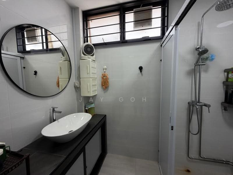 Wan Tho Lodge, 25 Wan Tho Avenue, 3 Bedrooms, 1,152 sqft, Condominium For Sale, by Jay Goh, 500244491 - Bathroom - PropertyGuru.com.sg