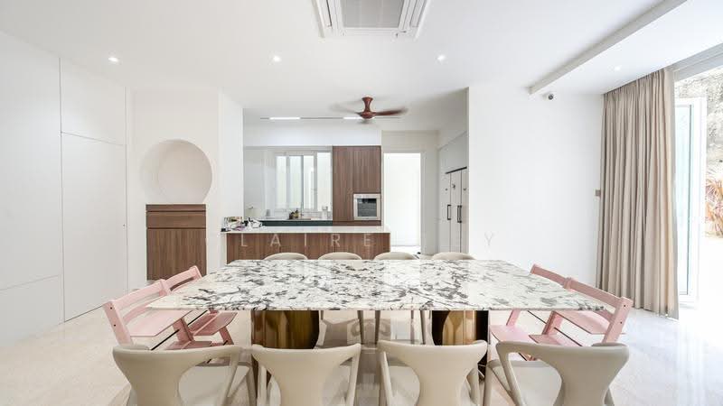 ** New excl listing at D16 along Sennett Drive. Modern and lavishly renovated **, , 5 Bedrooms, 4,102 sqft, Semi-Detached House For Sale, by Claire Tey, 500244502 - Dining Room - PropertyGuru.com.sg