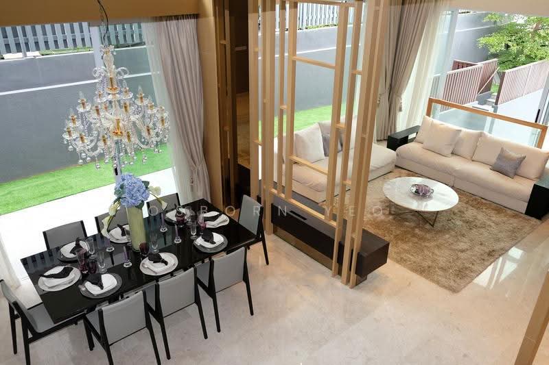 Freehold D17 Toh Crescent | 2.5 Semi-D with Attic & Pool, Spacious Rooms & Breezy Views!, Toh Crescent, 5 Bedrooms, 5,390 sqft, Semi-Detached House For Sale, by Osborn Yeo, 500244514 - Dining Room - PropertyGuru.com.sg