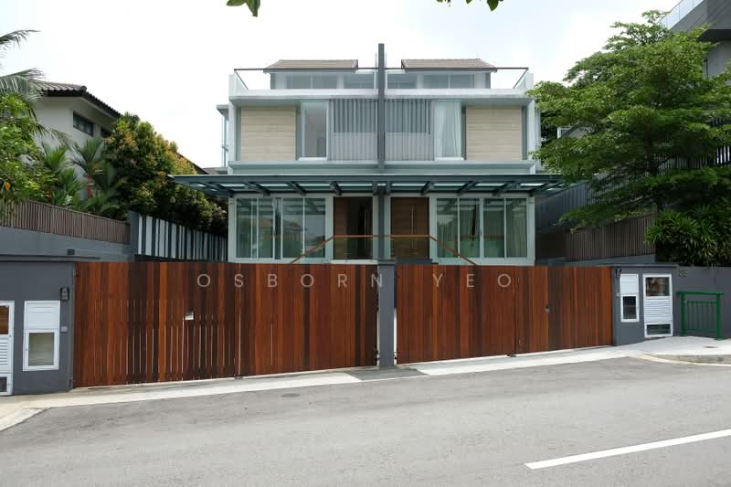 Freehold D17 Toh Crescent | 2.5 Semi-D with Attic & Pool, Spacious Rooms & Breezy Views!, Toh Crescent, 5 Bedrooms, 5,390 sqft, Semi-Detached House For Sale, by Osborn Yeo, 500244514 - Exterior - PropertyGuru.com.sg