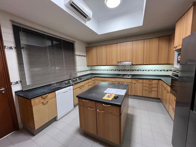 Four Seasons Park, 10 Cuscaden Walk, Tanglin / Holland / Bukit Timah, 4 Bedrooms, 2,260 sqft, Condominium For Rent, by Nancy Tsao, 500244515 - Kitchen - PropertyGuru.com.sg