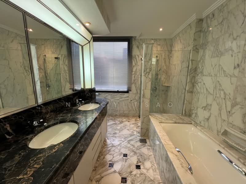 Four Seasons Park, 10 Cuscaden Walk, Tanglin / Holland / Bukit Timah, 4 Bedrooms, 2,260 sqft, Condominium For Rent, by Nancy Tsao, 500244515 - Bathroom - PropertyGuru.com.sg