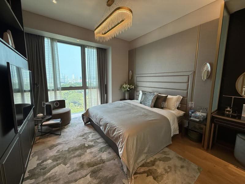 Alba, 8 Cairnhill Rise, 3 Bedrooms, 1,905 sqft, Condominium For Sale, by Dolly Chia 谢梅莉, 500244528 - Bedroom - PropertyGuru.com.sg