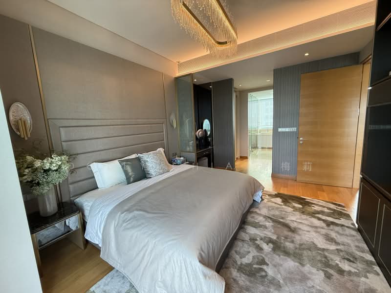 Alba, 8 Cairnhill Rise, 3 Bedrooms, 1,905 sqft, Condominium For Sale, by Dolly Chia 谢梅莉, 500244528 - Bedroom - PropertyGuru.com.sg
