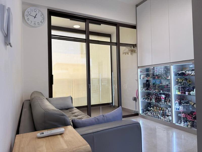 Seaside Residences, 16 Siglap Link, 2 Bedrooms, 678 sqft, Apartment For Sale, by Matt Ng, 500244538 - Living Room - PropertyGuru.com.sg