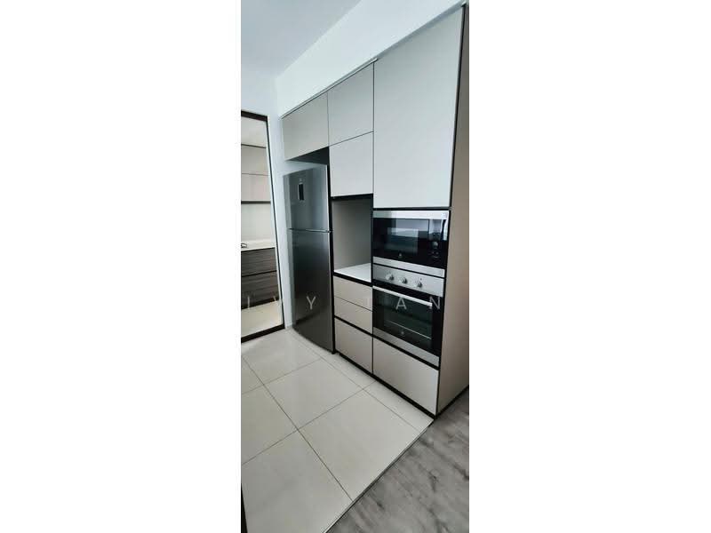 D'Nest, 131 Pasir Ris Grove, 4 Bedrooms, 1,270 sqft, Condominium For Rent, by Ivy Tan, 500244544 - Kitchen - PropertyGuru.com.sg