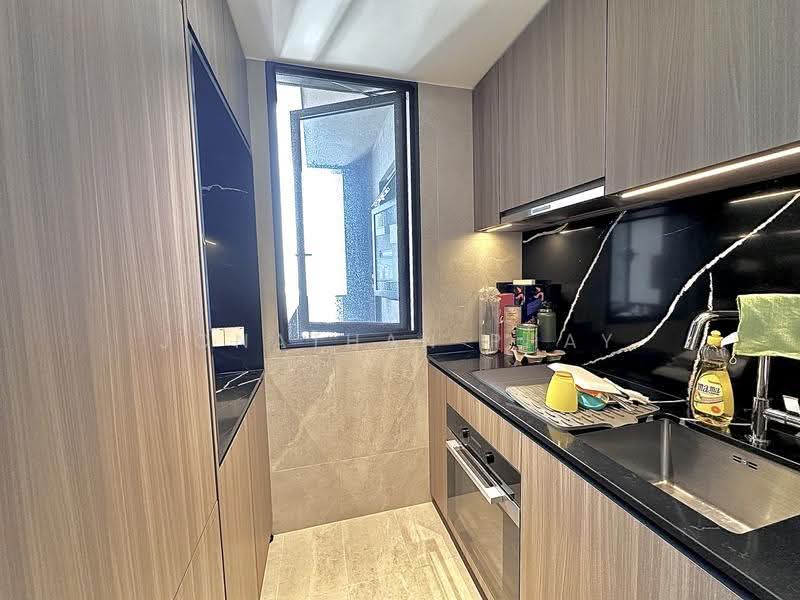 Irwell Hill Residences, 6 Irwell Hill, Orchard / River Valley, 2 Bedrooms, 678 sqft, Condominium For Sale, by Jonathan Phay, 500244545 - Kitchen - PropertyGuru.com.sg