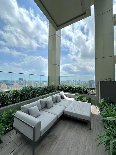 Irwell Hill Residences, 6 Irwell Hill, Orchard / River Valley, 2 Bedrooms, 678 sqft, Condominium For Sale, by Jonathan Phay, 500244545 - Roof Top Deck - PropertyGuru.com.sg