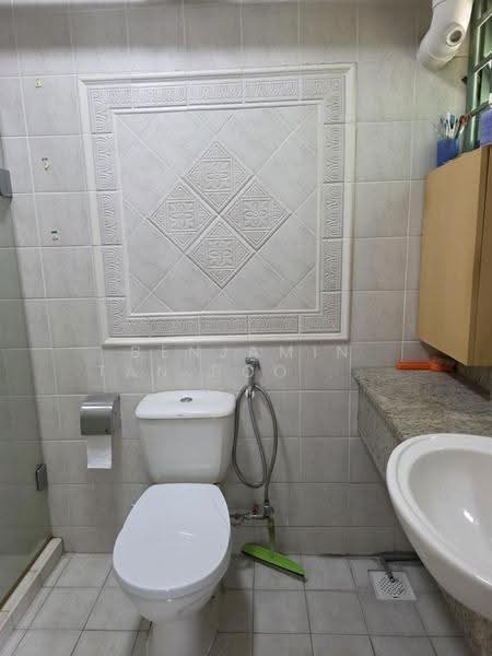 685C Woodlands Drive 73, 685C Woodlands Drive 73, 3 Bedrooms, 1,227 sqft, HDB Flat For Rent, by Benjamin Tan Boo Tian, 500244546 - Bathroom - PropertyGuru.com.sg