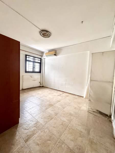 205 Marsiling Drive, 205 Marsiling Drive, Admiralty / Woodlands, Room Rental, 120 sqft, HDB Flat For Rent, by Qidah Fuad, 500244550 - Master Bed - PropertyGuru.com.sg