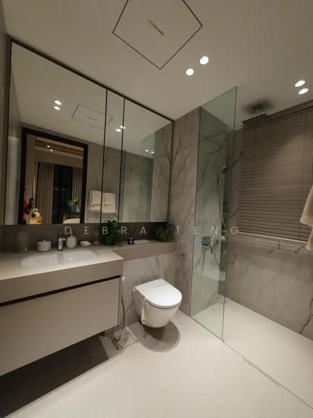 The Hillshore, 292 Pasir Panjang Rd, Buona Vista / West Coast / Clementi New Town, 4 Bedrooms, 1,475 sqft, Condominium For Sale, by Debra Teng, 500244552 - Bathroom - PropertyGuru.com.sg