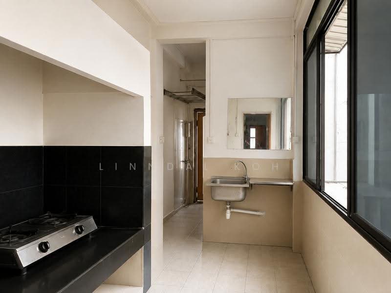 Geylang Shophouse, Lorong 17 Geylang, 4 Bedrooms, 1,119 sqft, Shophouse For Sale, by Linndal Koh, 500244569 - Kitchen - PropertyGuru.com.sg