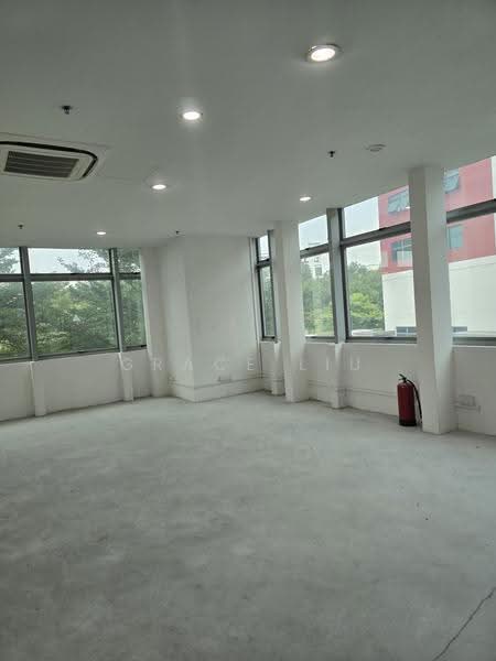 Wcega Tower, 21 Bukit Batok Crescent, Dairy Farm / Bukit Panjang / Choa Chu Kang, 1,400 sqft, Light Industrial (B1) For Rent, by Grace Liu, 500244574 - Interior - CommercialGuru.com.sg