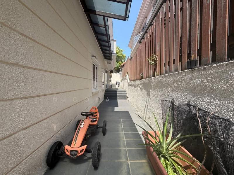 Eaton Park, Gerald Drive, 5 Bedrooms, 3,000 sqft, Semi-Detached House For Sale, by Nicolas Pang, 500244576 - Exterior - PropertyGuru.com.sg