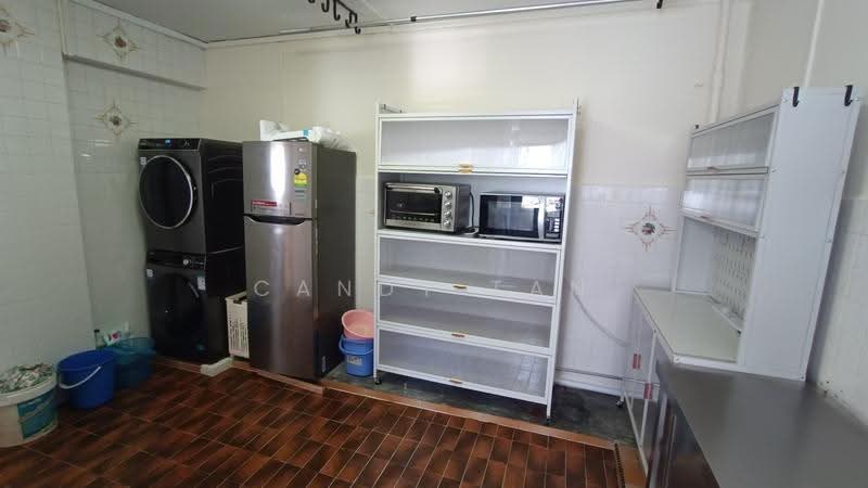 105 Towner Road, 105 Towner Road, Balestier / Toa Payoh, Room Rental, 200 sqft, HDB Flat For Rent, by Candy Tan, 500244578 - Kitchen - PropertyGuru.com.sg