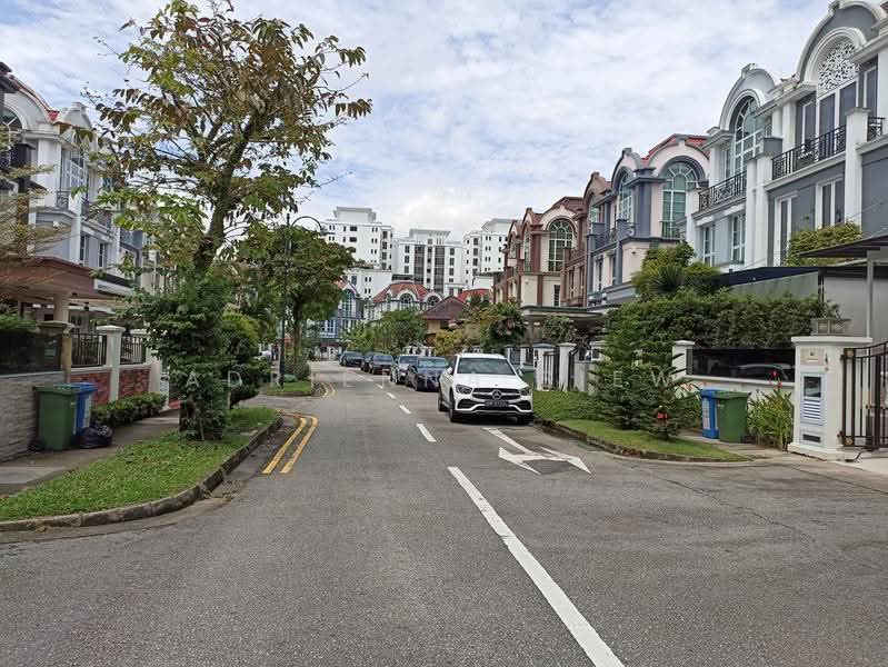 Huge Semi-D at D23 Burgundy Crescent, Burgundy Crescent, Burgundy Drive, Burgundy Rise, Toh Tuck Road, Jalan Jurong Kechil, Kismis Avenue, Toh Tuck Close, Toh Tuck Crescent, Eng Kong Crescent, Greenridge Crescent, Dairy Farm / Bukit Panjang / Choa Chu Kang, 4 Bedrooms, 3,165 sqft, Semi-Detached House For Sale, by Adrienna Siew, 500244589 - Exterior - PropertyGuru.com.sg