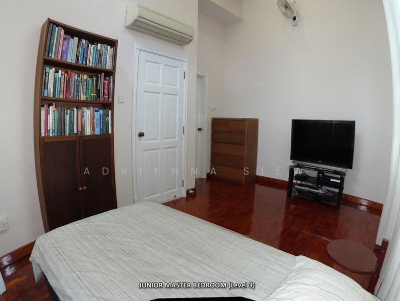 Huge Semi-D at D23 Burgundy Crescent, Burgundy Crescent, Burgundy Drive, Burgundy Rise, Toh Tuck Road, Jalan Jurong Kechil, Kismis Avenue, Toh Tuck Close, Toh Tuck Crescent, Eng Kong Crescent, Greenridge Crescent, Dairy Farm / Bukit Panjang / Choa Chu Kang, 4 Bedrooms, 3,165 sqft, Semi-Detached House For Sale, by Adrienna Siew, 500244589 - Bedroom - PropertyGuru.com.sg