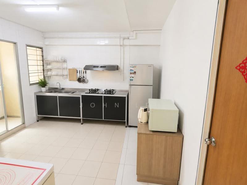 748 Pasir Ris Street 71, 748 Pasir Ris Street 71, Pasir Ris / Tampines, 3 Bedrooms, 1,130 sqft, HDB Flat For Sale, by John Lee, 500244593 - Kitchen - PropertyGuru.com.sg
