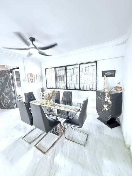 410 Jurong West Street 42, 410 Jurong West Street 42, 3 Bedrooms, 1,615 sqft, HDB Flat For Sale, by SQ Raudha, 500244597 - Dining Area - PropertyGuru.com.sg