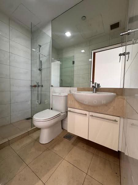 The Central, 6 Eu Tong Sen Street, Boat Quay / Raffles Place / Marina, 635 sqft, Office For Rent, by Joseph Goh, 500244605 - Bathroom - CommercialGuru.com.sg