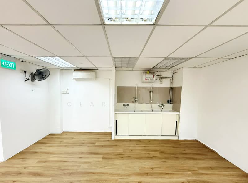 Pair of Fitted & Renovated Retail Shops, near Schs, MRT, Buses, in private enclave!, Cashew | Bukit Panjang | Upp Bt Timah, 1,100 sqft, Other Retail For Rent, by Clara Heng, 500244607 - CommercialGuru.com.sg