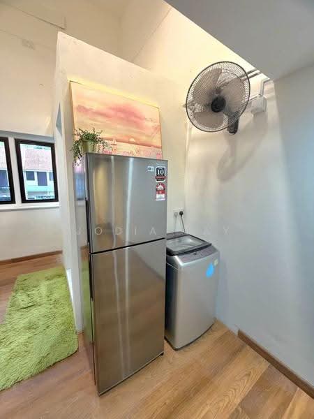 Hip and cool student hostel ensuite for rent, Lavender Street, 1 Bedroom, 200 sqft, Apartment For Rent, by Jodia Tay, 500244608 - PropertyGuru.com.sg