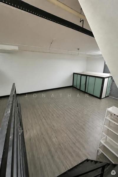 Tradehub 21, 26 Boon Lay Way, Boon Lay / Jurong / Tuas, 3,854 sqft, Light Industrial (B1) For Sale, by Jonathan Phay, 500244609 - Main Ground Floor - CommercialGuru.com.sg