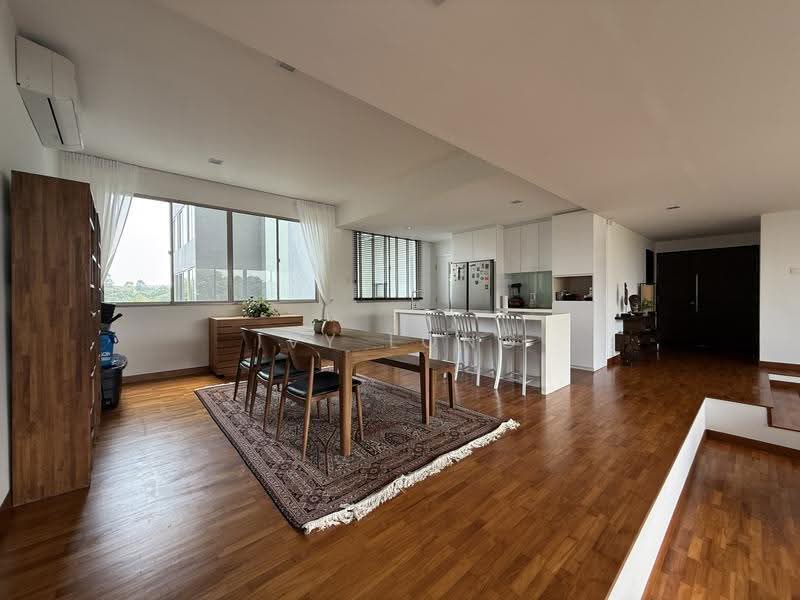 Nassim Regency, 37 Nassim Road, 3 Bedrooms, 2,054 sqft, Apartment For Rent, by Ivy Long, 500244611 - Dining Room - PropertyGuru.com.sg