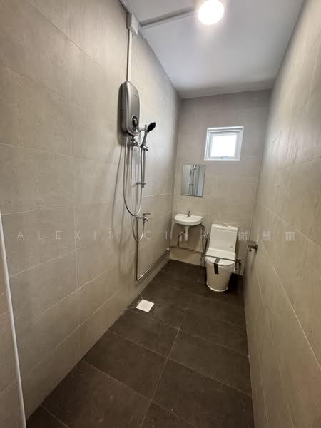 Brand New Rooms 5 mins walk from Amaya Lebar MRT, Geylang Road, Eunos / Geylang / Paya Lebar, Room Rental, 300 sqft, Shophouse For Rent, by Alexis Chia 谢慧丽, 500244615 - Bathroom - PropertyGuru.com.sg