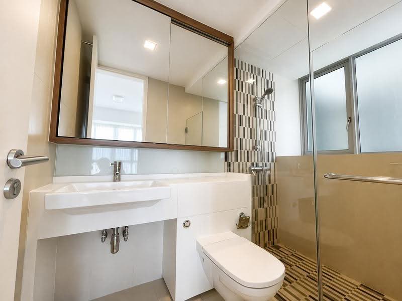 Southbank, 881 North Bridge Road, 2 Bedrooms, 958 sqft, Condominium For Rent, by Elson Tan, 500244616 - Bathroom - PropertyGuru.com.sg