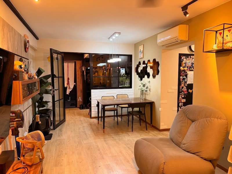 453B Fernvale Road, 453B Fernvale Road, 3 Bedrooms, 990 sqft, HDB Flat For Sale, by Jack Leow, 500244619 - Living Room - PropertyGuru.com.sg