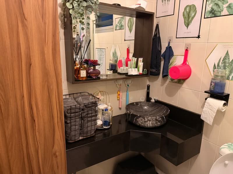 453B Fernvale Road, 453B Fernvale Road, 3 Bedrooms, 990 sqft, HDB Flat For Sale, by Jack Leow, 500244619 - Bathroom - PropertyGuru.com.sg