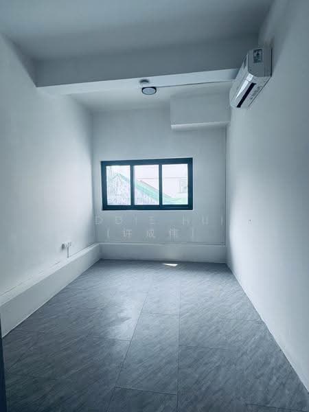 399684, Guillemard Road, Eunos / Geylang / Paya Lebar, Room Rental, 400 sqft, Shophouse For Rent, by Eddie Hui (许成伟), 500244621 - Interior - PropertyGuru.com.sg